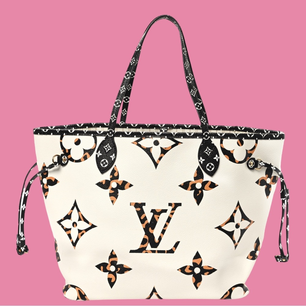 Louis Vuitton Monogram Giant Jungle Neverfull MM Ivory